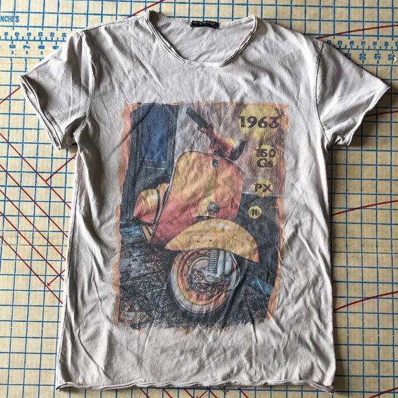 Tops - Italian Cotton Vespa Scooter Graphic T-shirt XS-S
